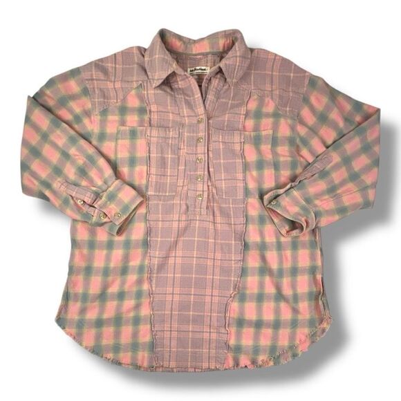 We The Free Boho Oversized Distressed Flannel Shirt Size Small - Picture 1 of 6